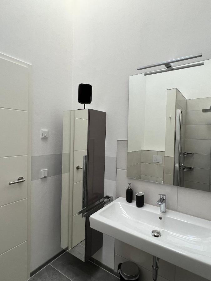 Ferienhaus Auszeit Mit Sauna Schwarz Eksteriør bilde
