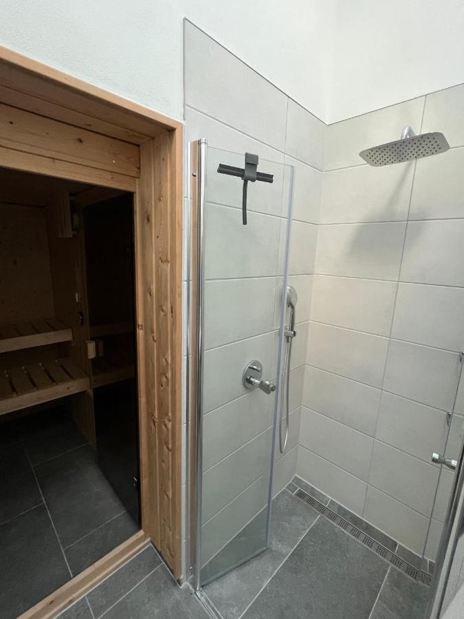 Ferienhaus Auszeit Mit Sauna Schwarz Eksteriør bilde